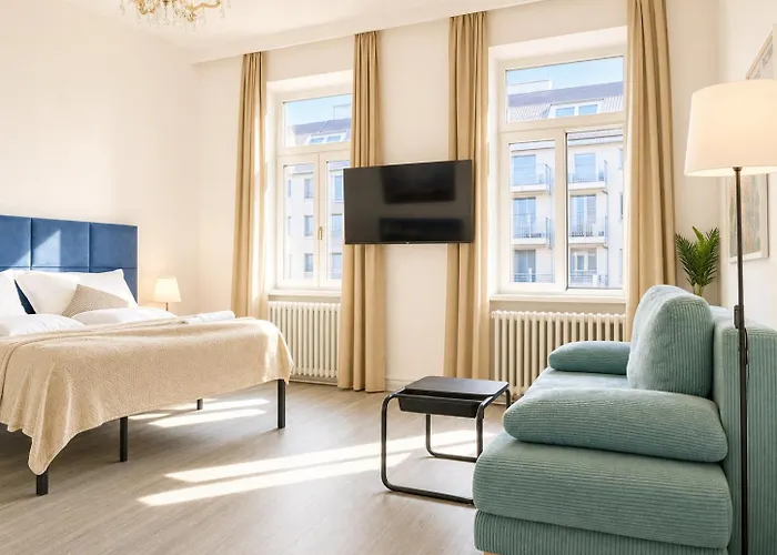 Stylish 2br 11 Min To Meidling Station For Long * וינה